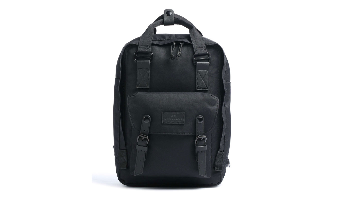 Doughnut Macaroon Reborn Series Black Doughnut 
                                4895222507927 
                                D010REB-0003-F 