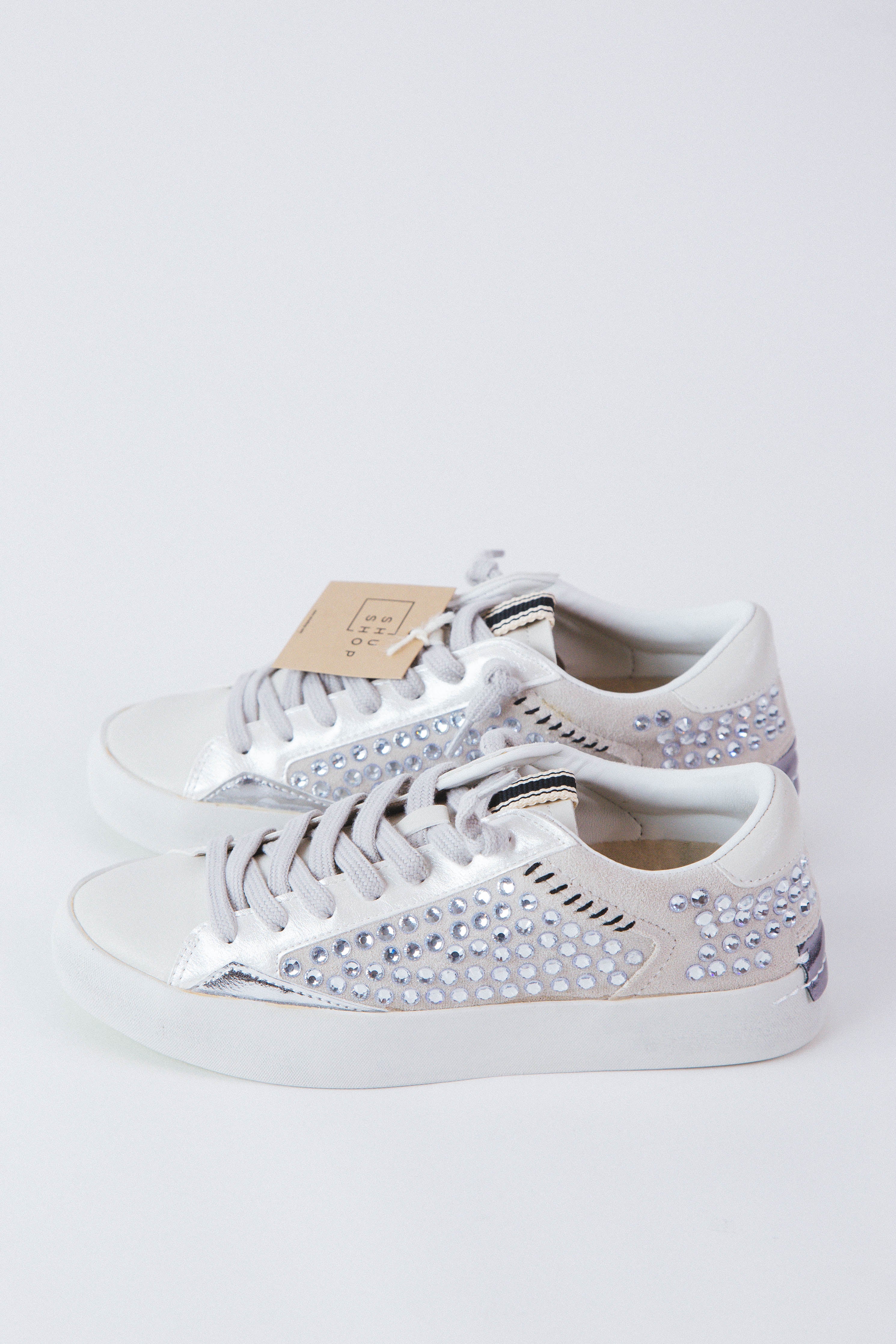Ruby Low Top Sneaker Light Grey | ShuShop SHUSHOP 
                                 
                                212201 