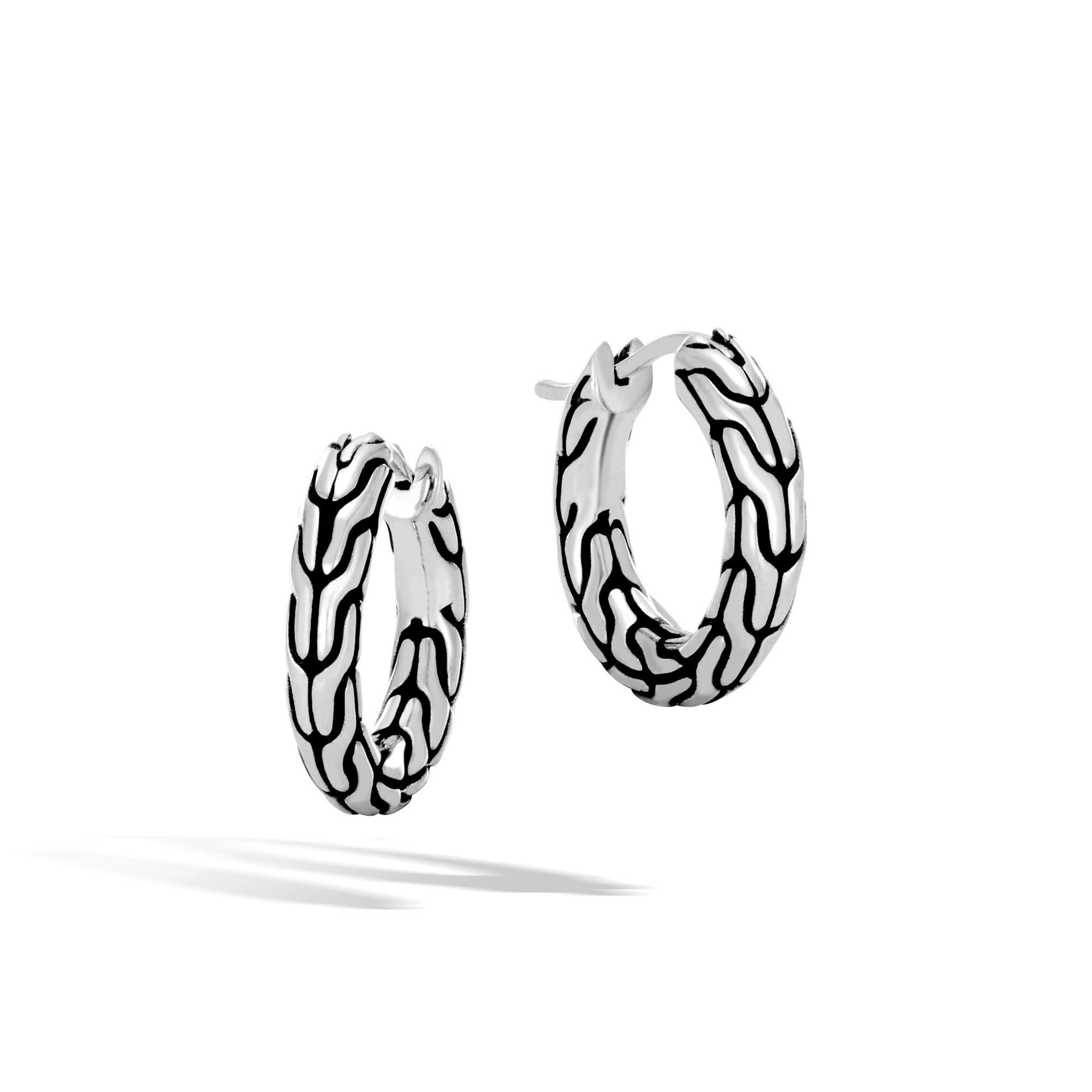 John Hardy Classic Chain Extra Small Sterling Silver Hoop Earrings John Hardy 
                                8254292301969 
                                EB999709 