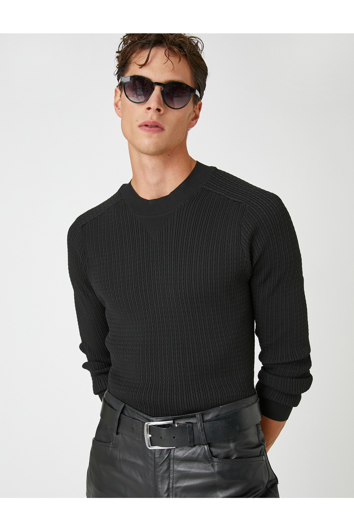 Koton Basic Knitted Sweater Crew Neck