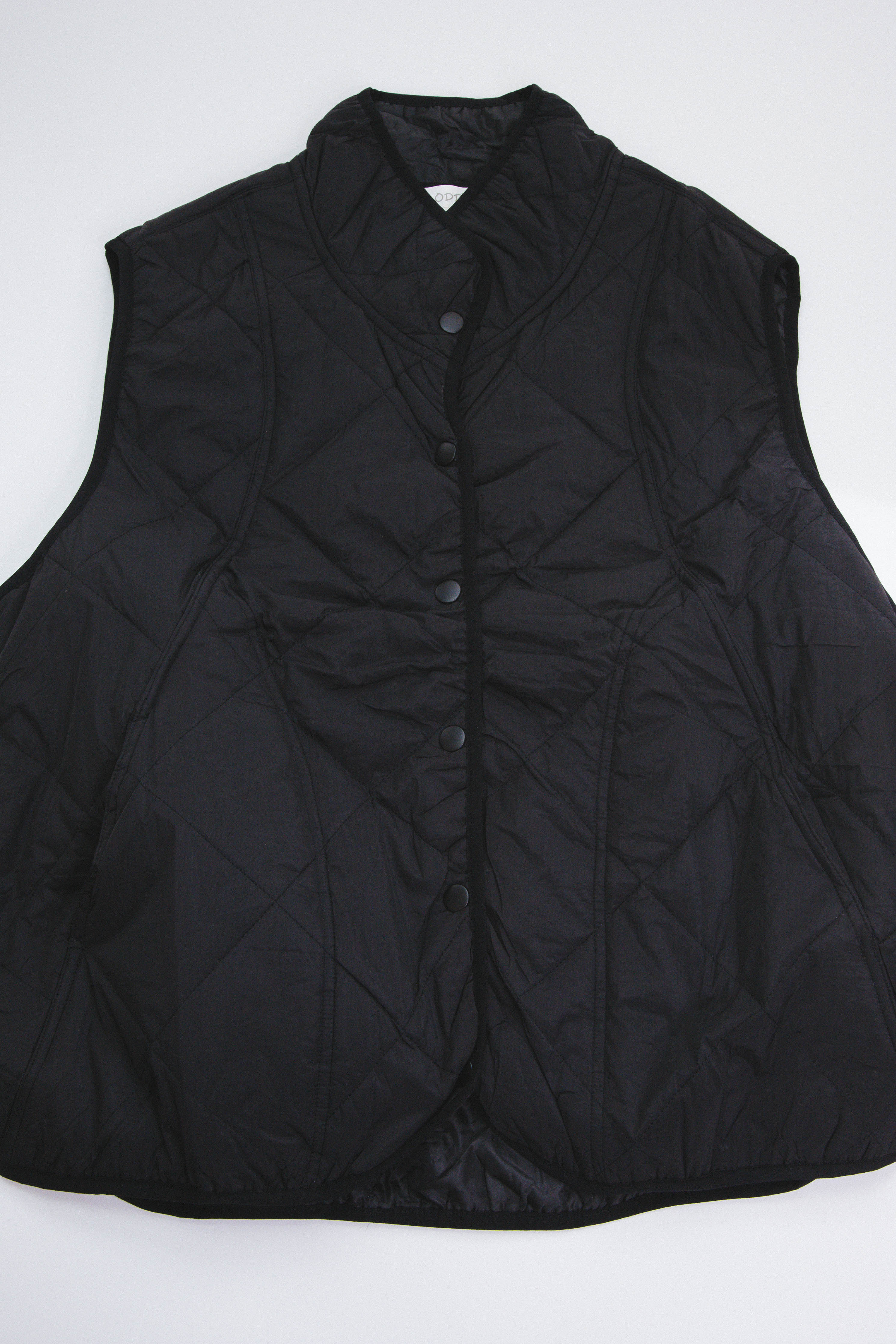 Queen Bee Quilted Vest Black | Plus Size