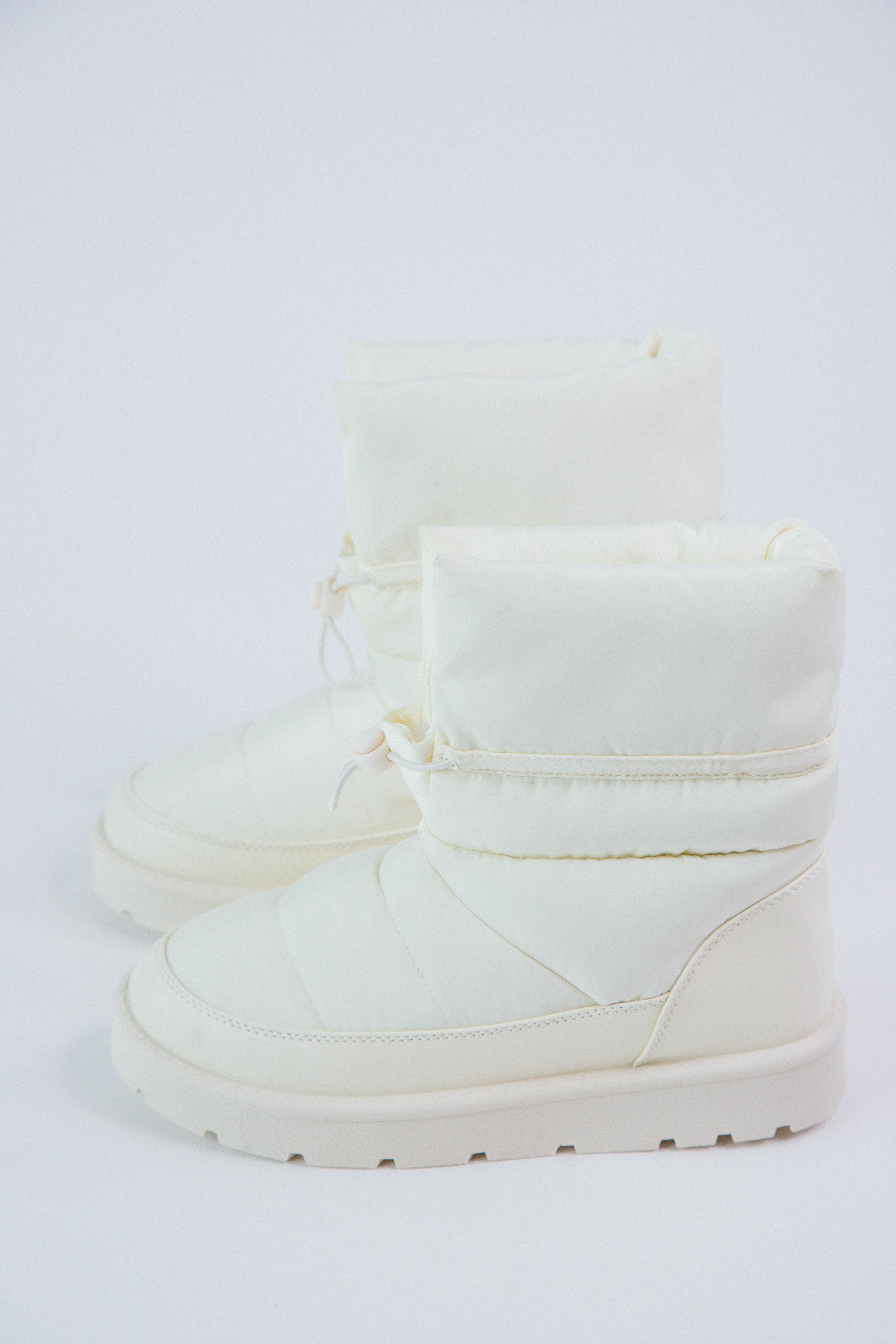 Frozen Puffer Boot Ivory Nylon