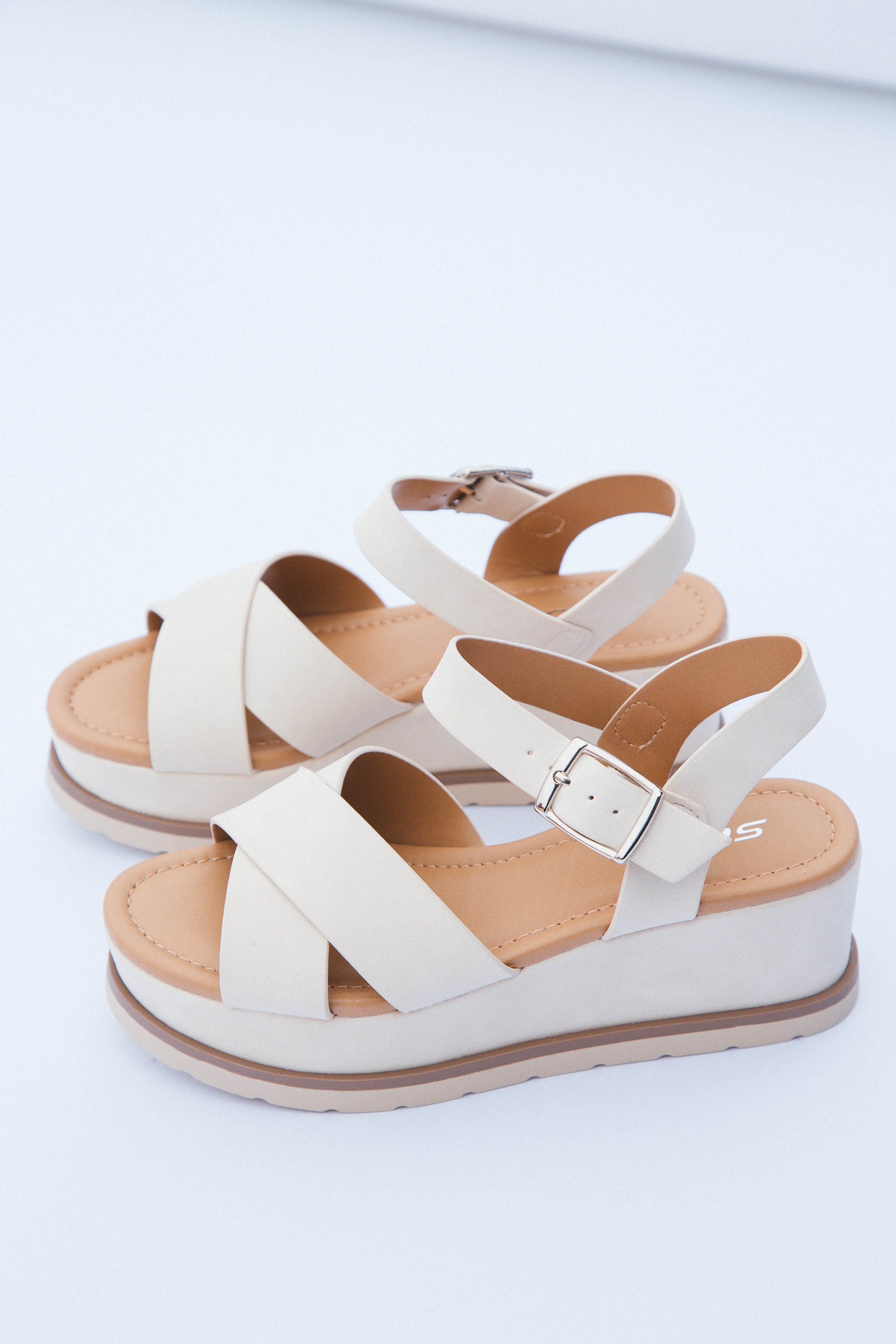 Clever Platform Sandal Beige