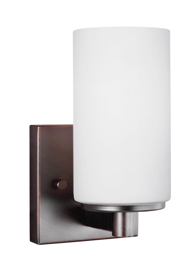 Hettinger 8" Wall Sconce in Bronze