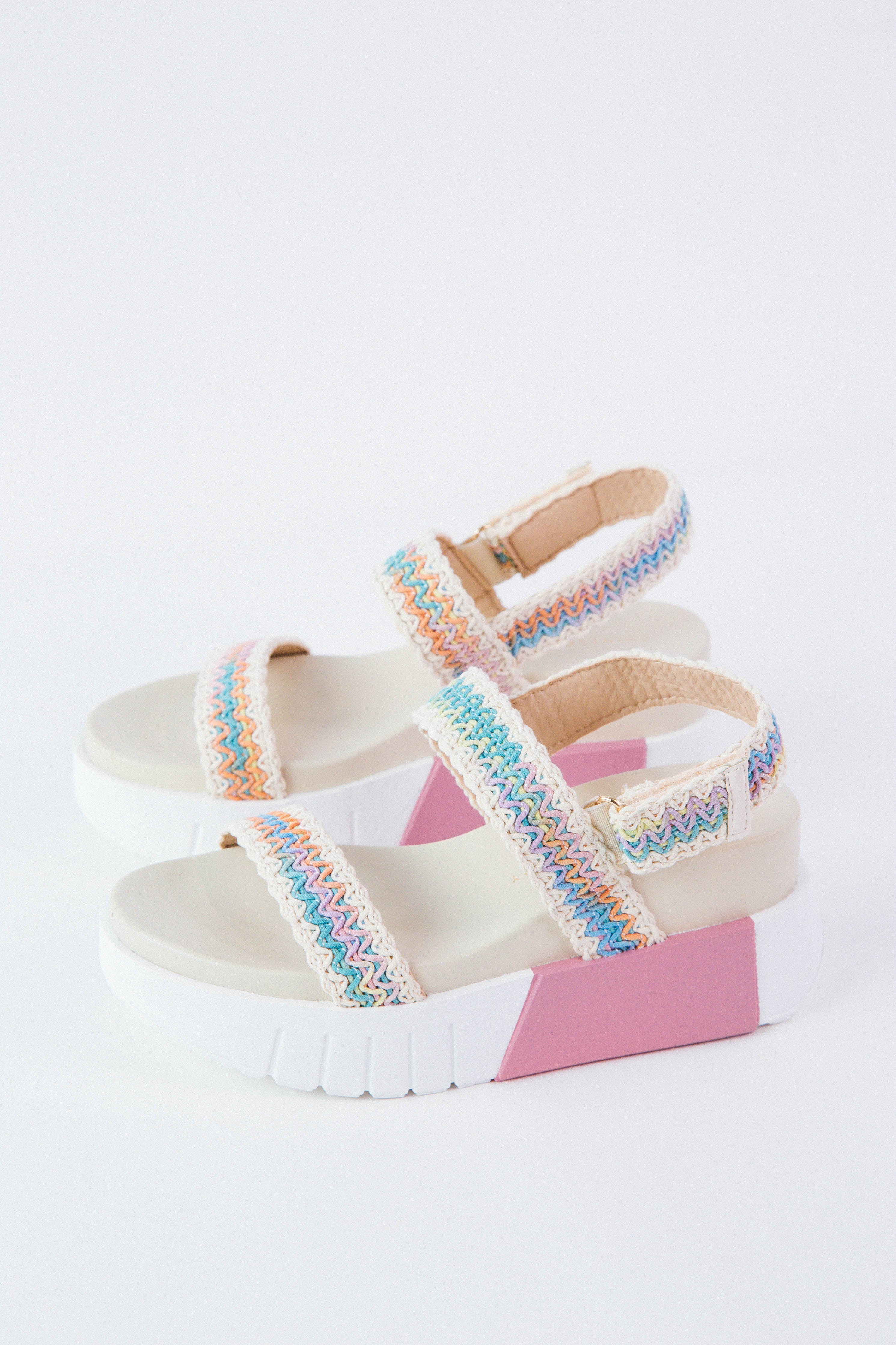 Egan Crochet Platform Sandal Pink Multi | Chinese Laundry